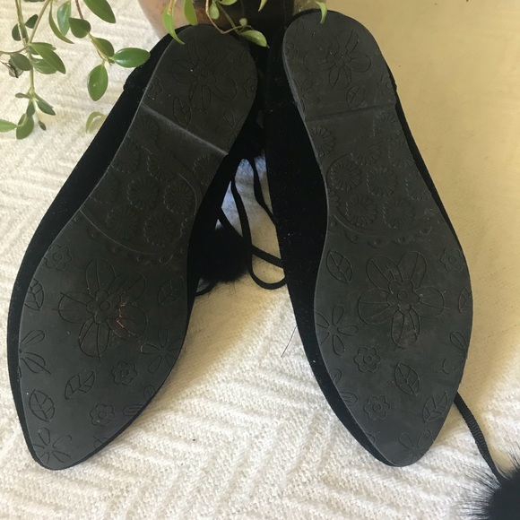 Nanette Lepore black velvet Pom-Pom ankle strap - Picture 5 of 8